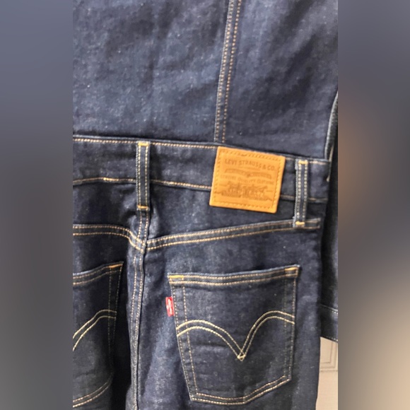 Levi’s All in Kickflare Jumpsuit in Tricked out Medium wash Small size - Picture 8 of 16